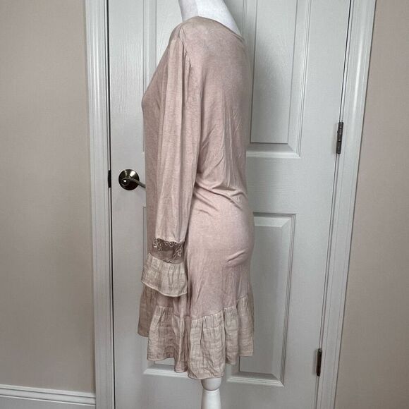 Vintage Concepts Gray Jersey Mini Dress with Lace - Picture 2 of 7